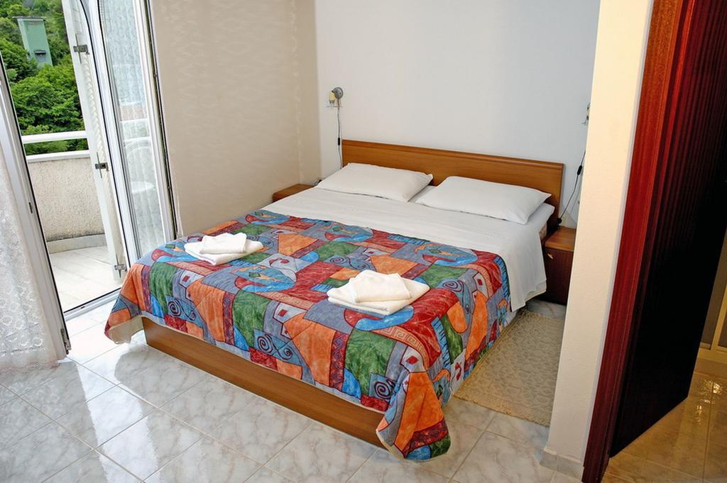 Hotel Carmen Krnica Zimmer foto